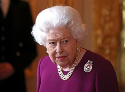 кралица Елизабет II