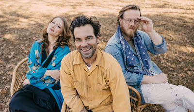 The Lone Bellow Band Picture