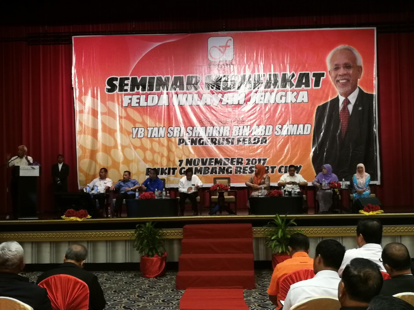 FELDA AKAN BINA 3,000 BUAH RUMAH MESRA RAKYAT 1MALAYSIA DI 