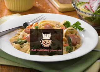 Alfredo pasta with sausage