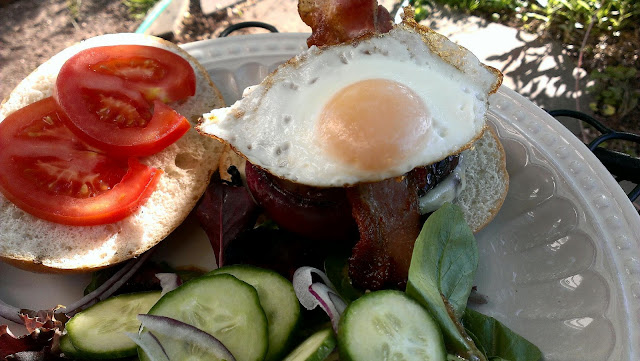 Bacon egg burger