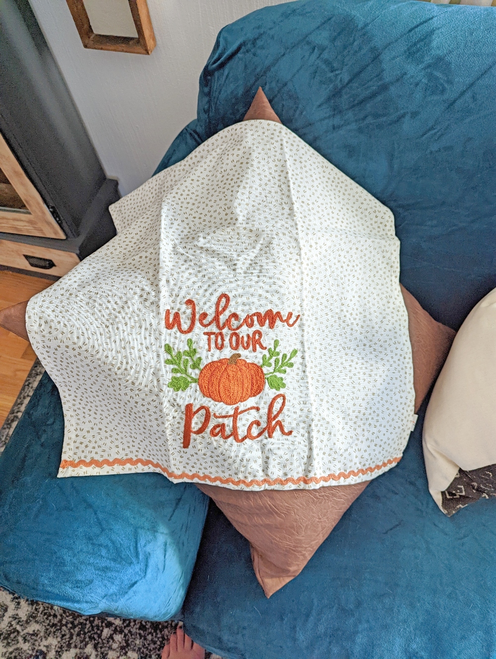 DIY No-Sew Garden Flag