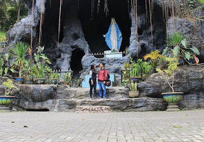 [http://FindWisata.blogspot.com] Gua Bunda Maria Sidikalang