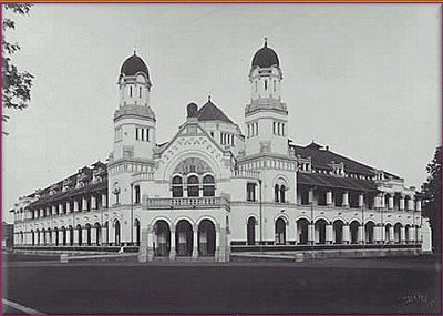 Lawang Sewu Full Movie Indonesia - Rumah Belanda Angker Di Indonesia - Omong w - Film lawang sewu ( dendam kuntilanak ) full movie.