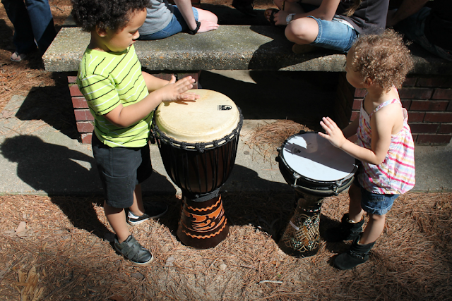 Benefits Of Drum Circles. What is the purpose of a drum circle? What is a Drum Circle? Drumming circle benefits. What is a community drum circle? Healing Power of the Drum Circle.