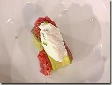 Tartare di manzo fasciata alle zucchine con guazzetto