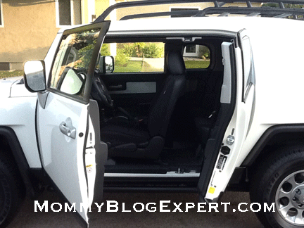 Mommy Blog Expert Toyota Fj Cruiser Car Review A Burst Of Fun