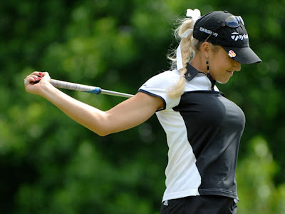 American Golf Player Natalie Gulbis Hot Picture