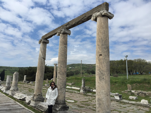 Asklepion, Bergama, Asklepios, Gezi, Sağlık tanrısı, nereye gitsek, günübirlik gezilecek yerler, kutsal su, arkeoloji müzesi, yılan, via tecta, ayvalık, cunda, seyahat 