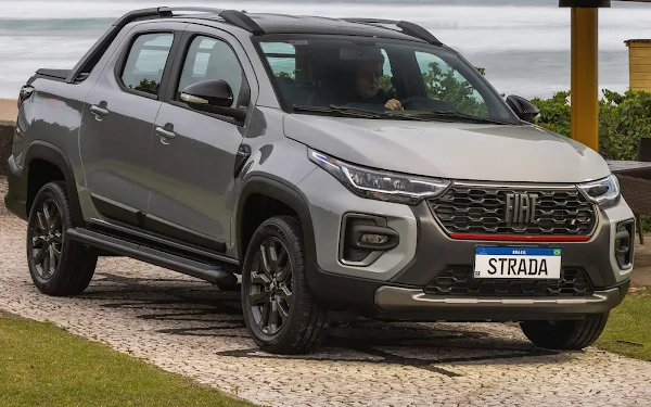 Fiat_Strada_2024