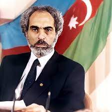 Azerbaycan bağımsızlık lideri kimdir?