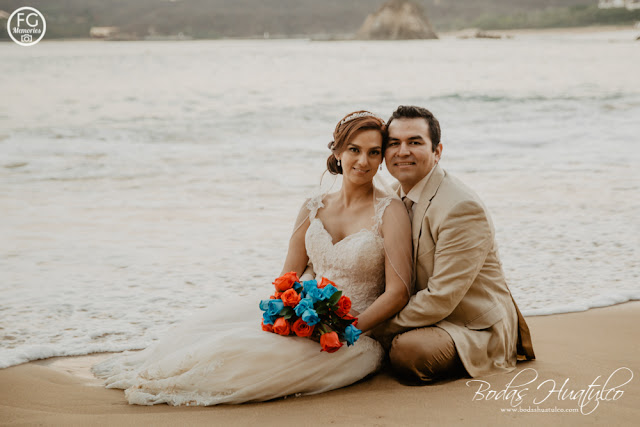 boda en playa, beach wedding, Oaxaca, México, Bodas Huatulco, Wedding Planner