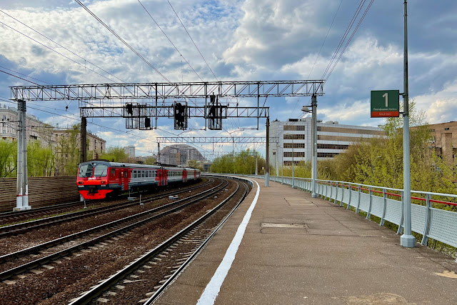 недействующая платформа железнодорожной станции Электрозаводская