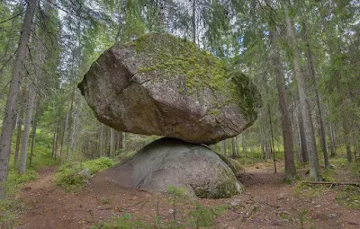 Kummakivi, Finland's Balancing Rock, Seems to Defy the Laws of Physics