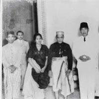 Gambar Andi DJemma Dan Soekarno