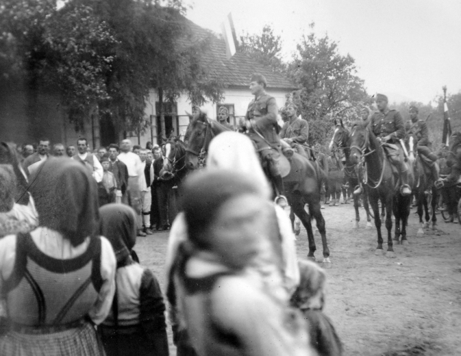 9 September 1940 worldwartwo.filminspector.com Traznea massacre