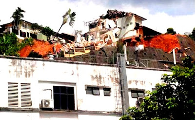 Fuh!! Sedih Gambar Tanah Runtuh Di Bukit Setiawangsa