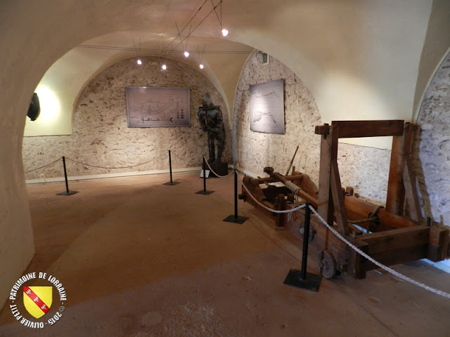 SIERCK-LES-BAINS (57) - Château-fort des ducs de Lorraine