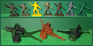 Alkastap; Alkastap-Altaplast; Altaplast; Armée Française; Armée Française a l'Alkastap; Artillery Cannon; Artillery Gun; Artillery Piece; Bonus Premiums; Bonux; Bonux Premiums; FFL; Foreign Legion; Foreign Legionaries; French Army; French Foreign Legion; French Made Toy Soldiers; French Premiums; French Toys; Injecta Plastic; Johnson; Legionaires; Made In France; Premium Toy Figures; Premiums; Small Scale World; smallscaleworld.blogspot.com; Vintage French Soldiers; Vintage Plastic Figures; Vintage Plastic Soldiers; Vintage Toy Figures; Vintage Toy Soldiers;