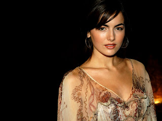 Free wallpapers without watermarks of Camilla Belle at Fullwalls.blogspot.com