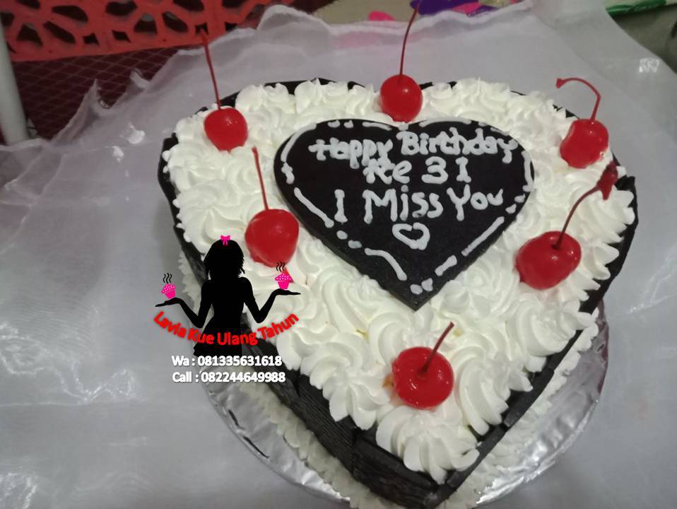 Kue Ulang Tahun Untuk Pacar Bentuk Love Berbagai Tahun