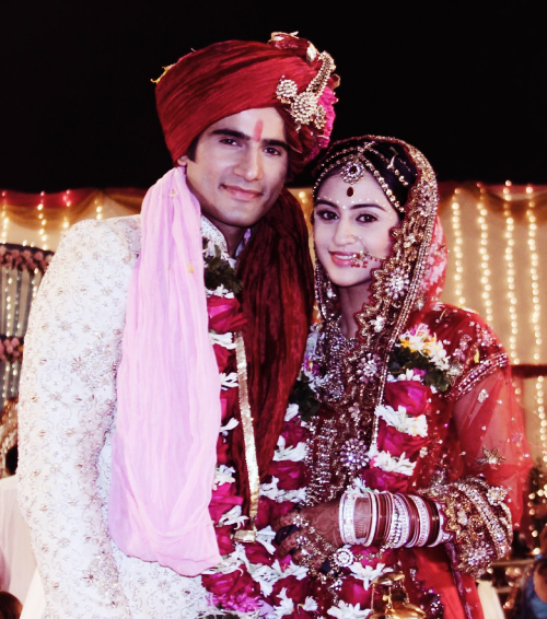 Viren & Jeevika Couple HD Wallpapers Free Download