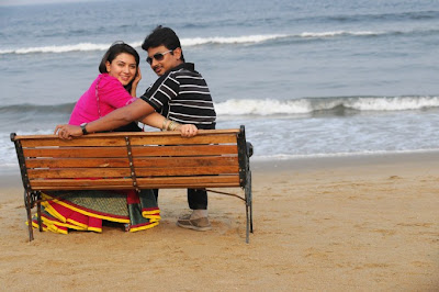 Hanishka Motwani and udhayanidhi Stalin Hot Stills