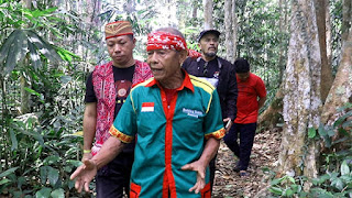 Anggota DPRD Sanggau Yuvenalis Krismono, Kek Pundong dan Firmus