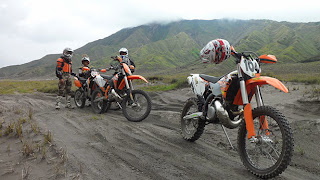 travel gunung bromo