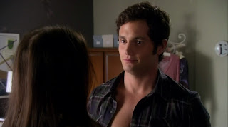 Penn Badgley Shirtless on Gossip Girl