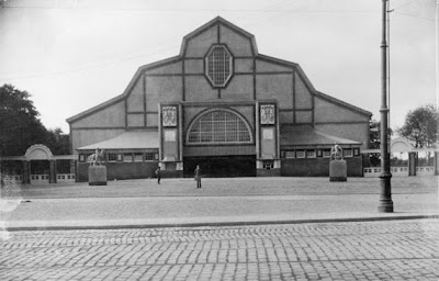  Sonderbundausstellung, Köln 1912 - 
Eingangsseite der Städtischen Ausstellungshalle am Aachener Tor  