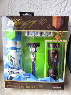 Pace7 Gift Set with shaving gel and shaving brush