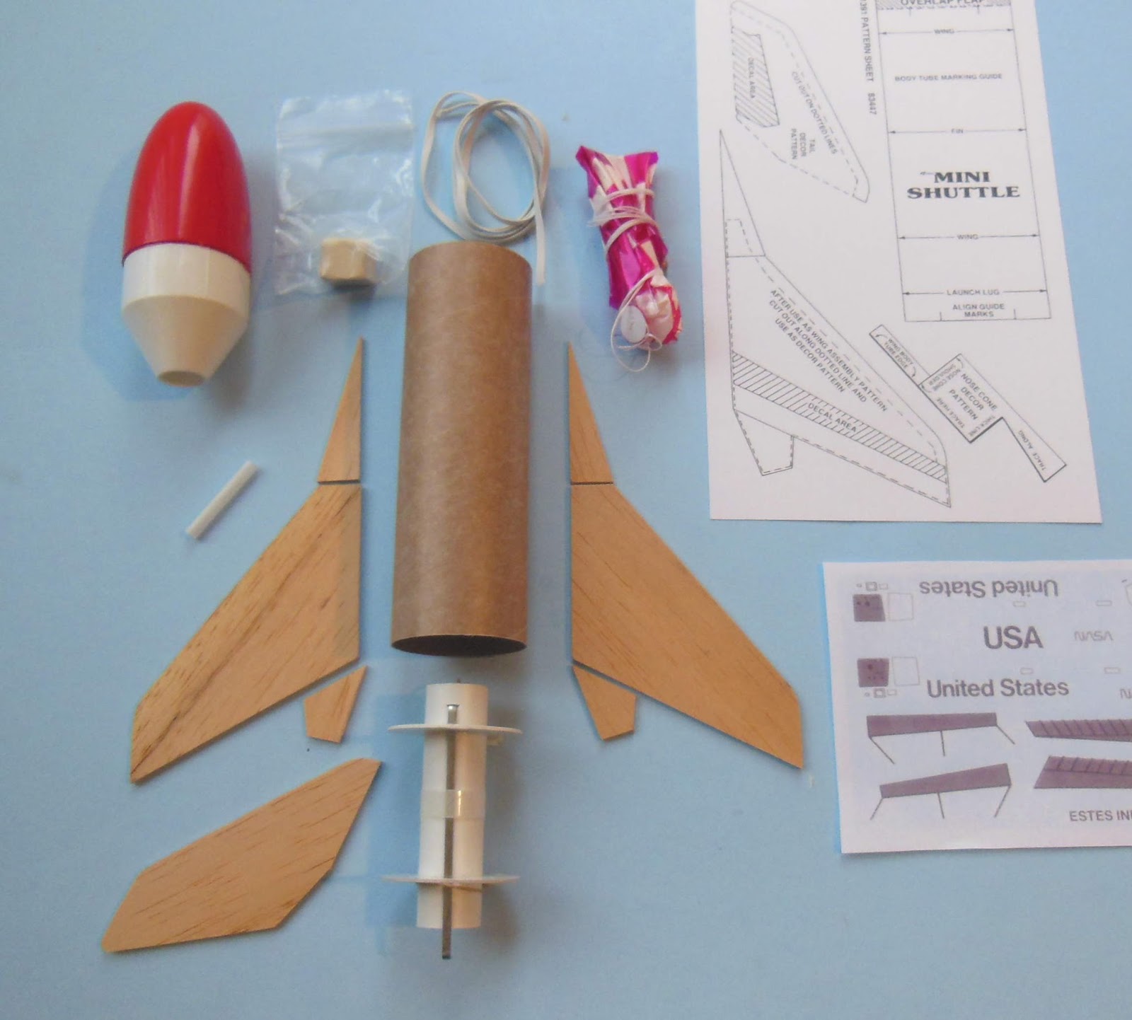 Model Rocket Building Estes Mini Shuttle Build. Part 1 Parts