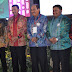 Plt Gubernur Sumut Terima Penghargaan Pembina K3 Terbaik dari Menaker