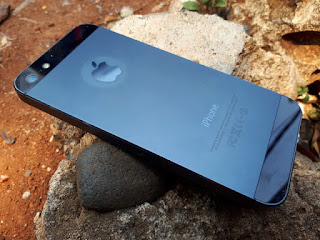 iPhone 5 32GB Black Seken 4G LTE Mulus Normal