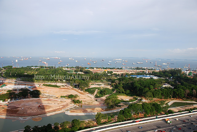 Construction of Gardens by the Bay Map