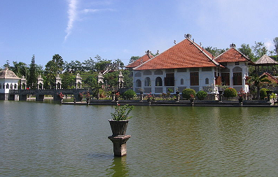 Istana Taman Air Ujung