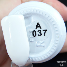 Swatch and review of Yichen UV Soak-Off Gel Polish A037 white