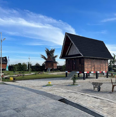 Kolam renang taman garista