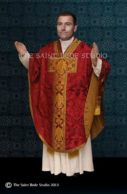 Borromeon vestments red Passiontide