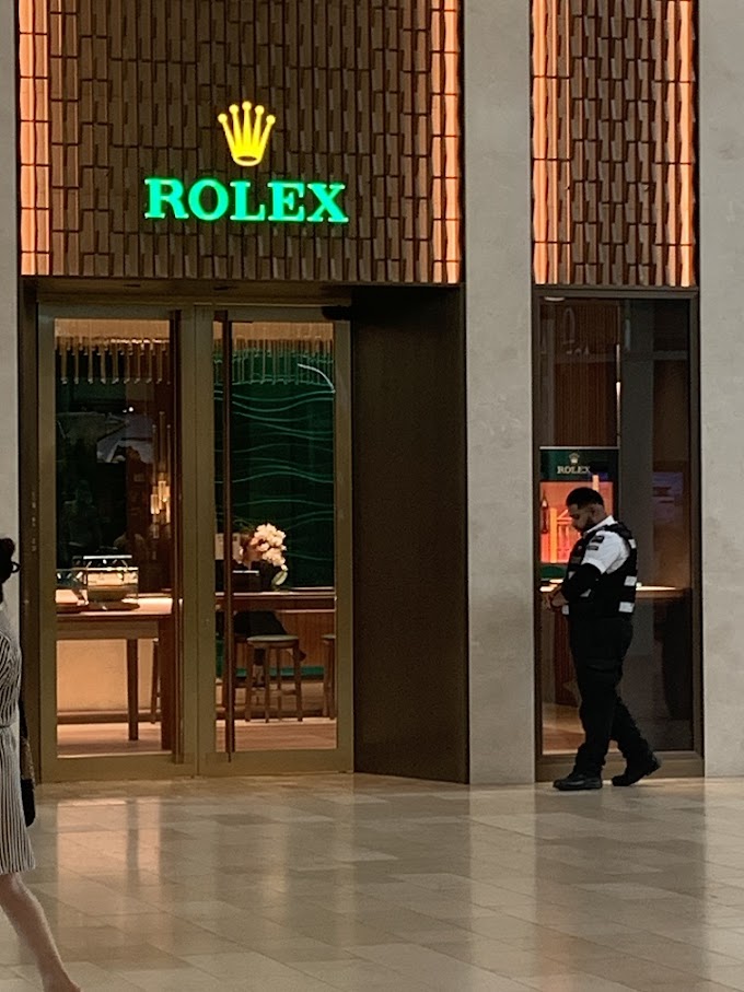 Rolex - Yorkdale Mall Toronto