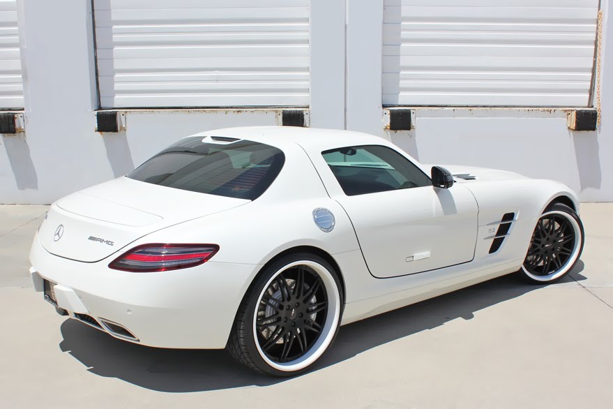 On May 11 2011 in Aruba Fiorano GFG GFG wheels SLS White SLS 