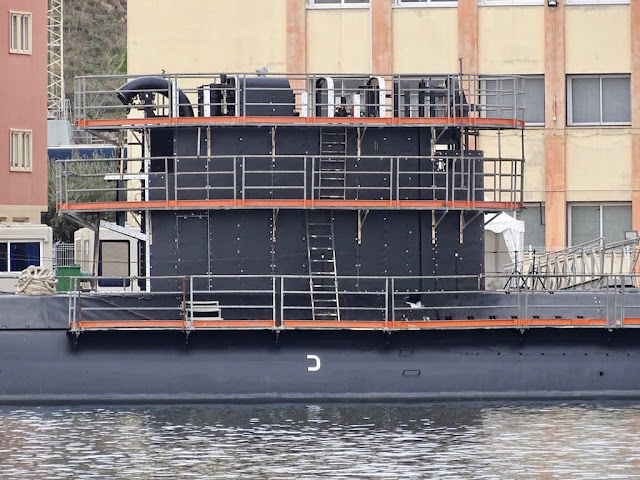El-submarino-Galerna-sale-a-pruebas-de-mar-de-superficie