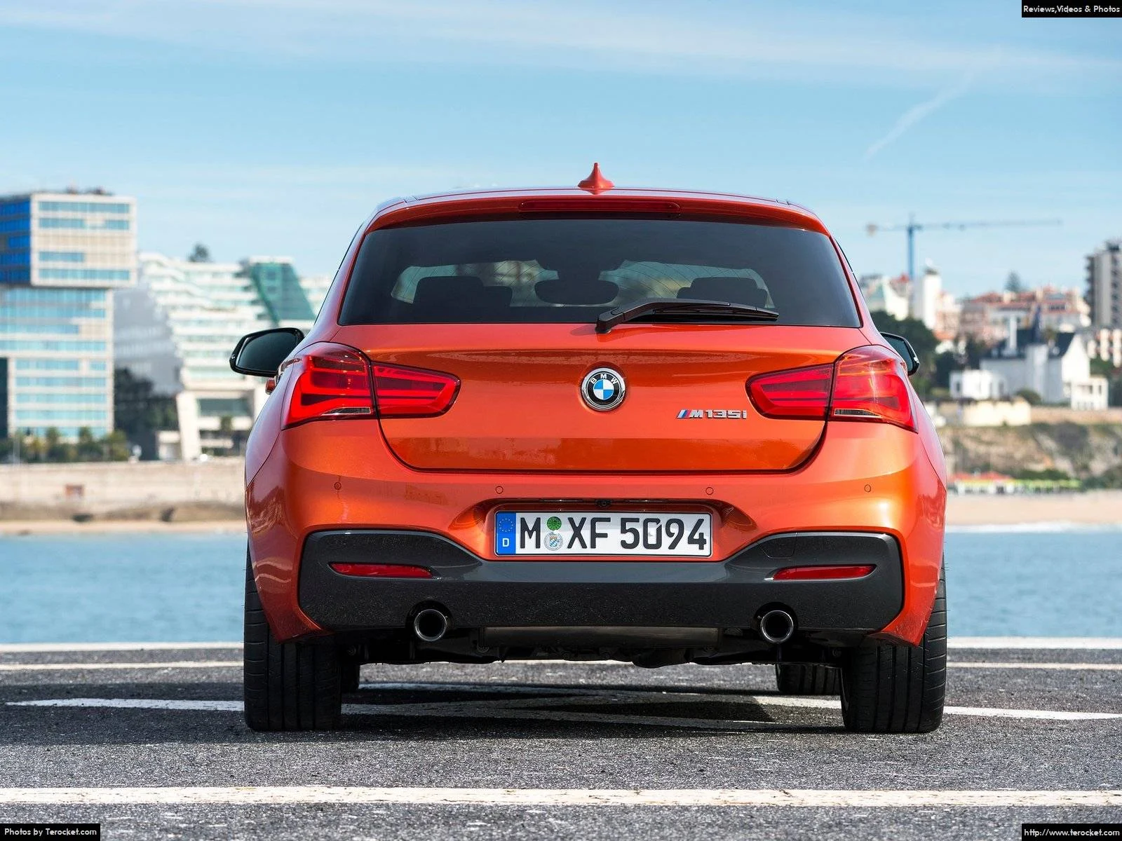 Hình ảnh xe ô tô BMW M135i 2016 & nội ngoại thất