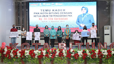 Tri Tito Karnavian  Dukung PKK dalam Acara Temu Kader PKK Di Sulawesi Utara 