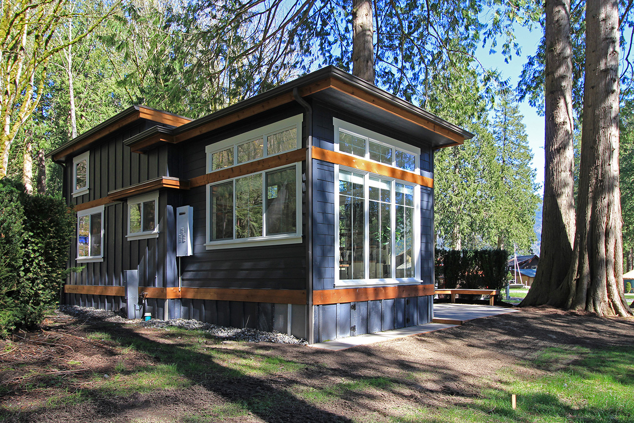 TINY HOUSE TOWN Salish Park Model Home