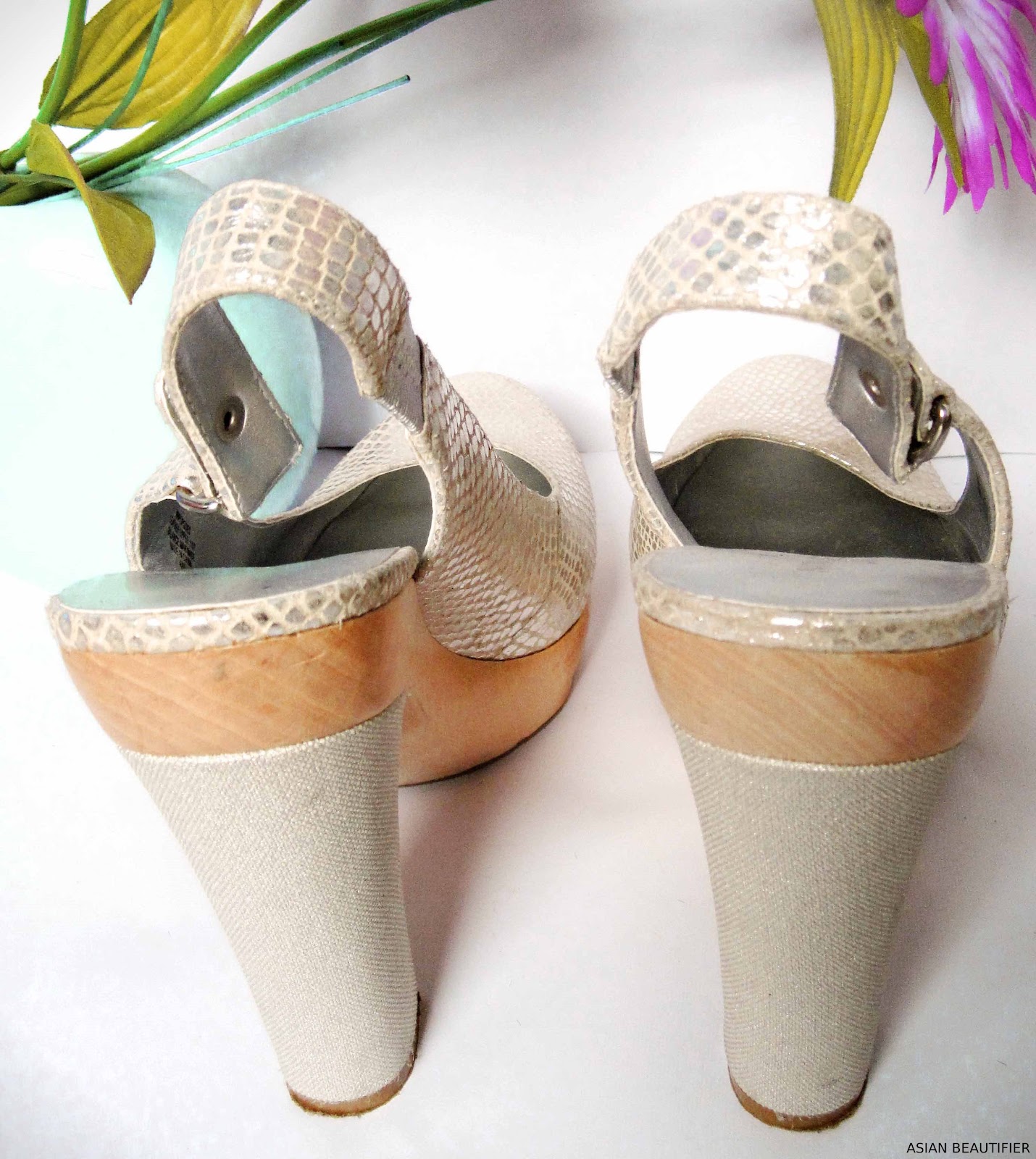 Nine West silver Snakeskin Slingback Court shoes Nine West silver Snakeskin Slingback Court shoes