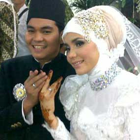 Stylish Jilbab Pengantin Terbaru 
2011