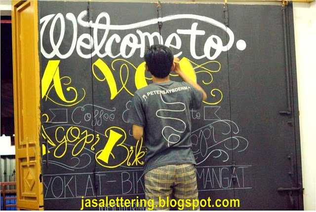 aniversary, hand lettering, jasa lukis, jasa lukis dinding, jasa promosi, lettering cafe, souvenir pernikahan, jasa desain cafe, menerima pemesanan desain, 