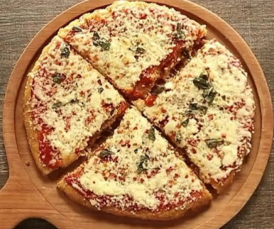 How to make chicken pizza at home